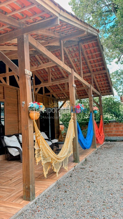 Casa para alquiler de vacaciones em São Francisco do Sul (Praia de Capri)