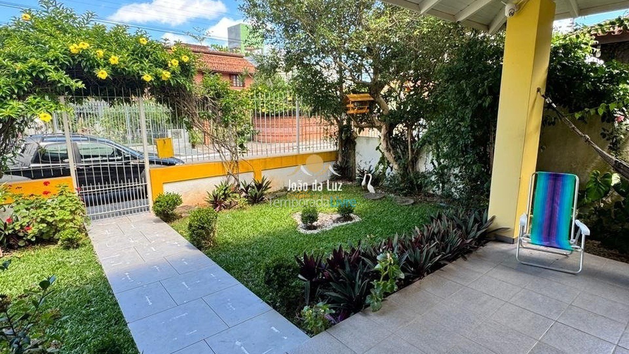 Casa para aluguel de temporada em Florianopolis (Canasvieiras)