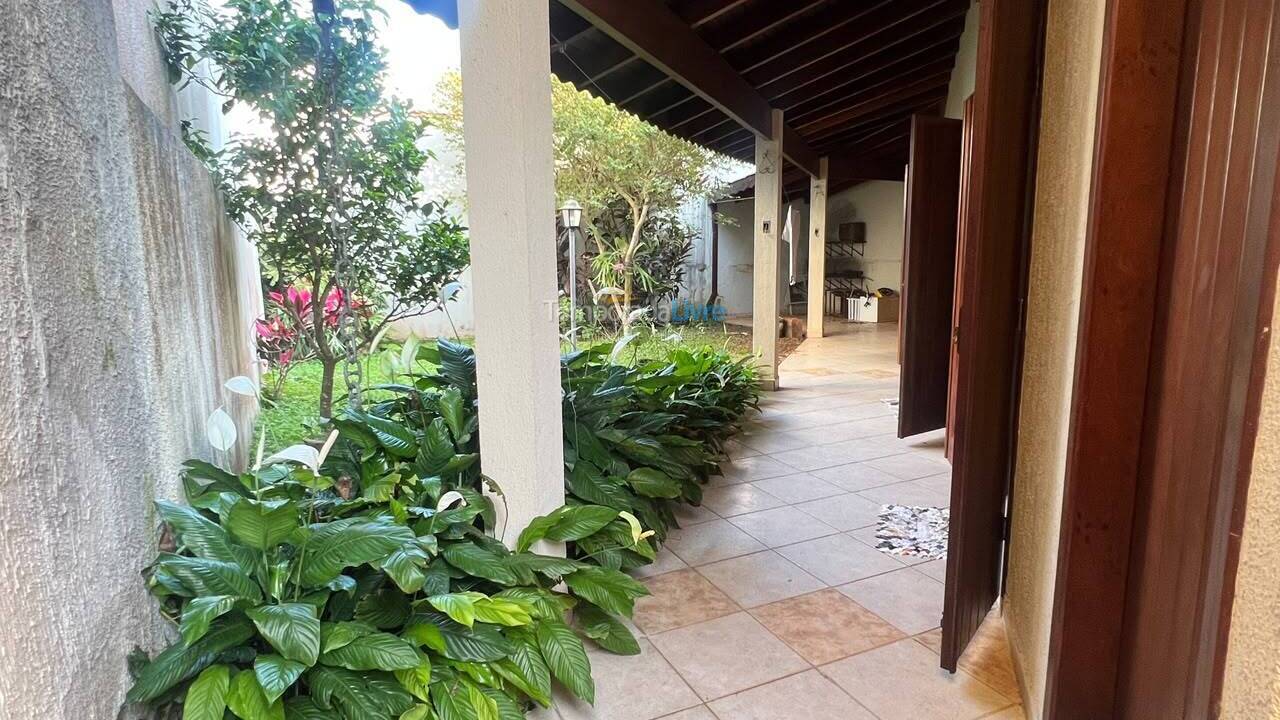 House for vacation rental in Caraguatatuba (Martim de Sá)