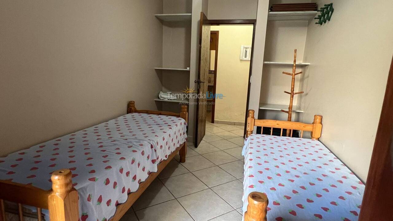 House for vacation rental in Caraguatatuba (Martim de Sá)