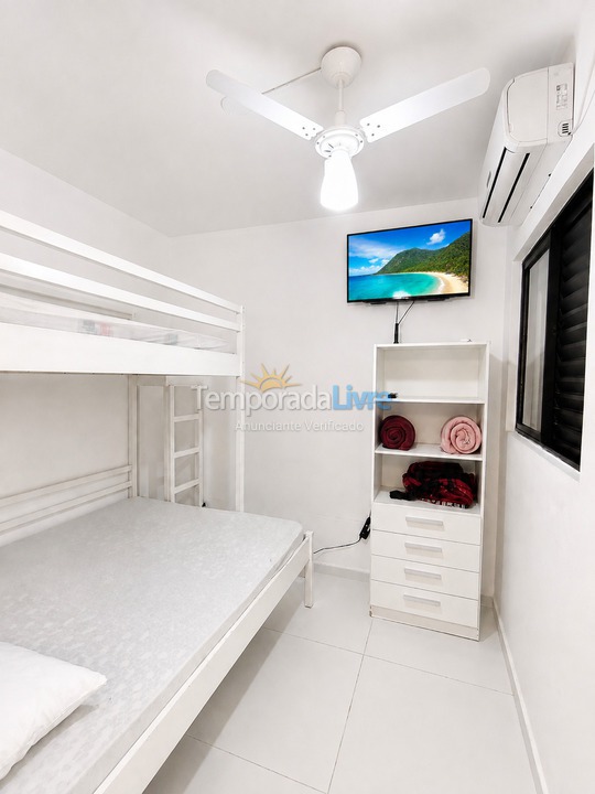 Apartment for vacation rental in Matinhos (Caiobá)