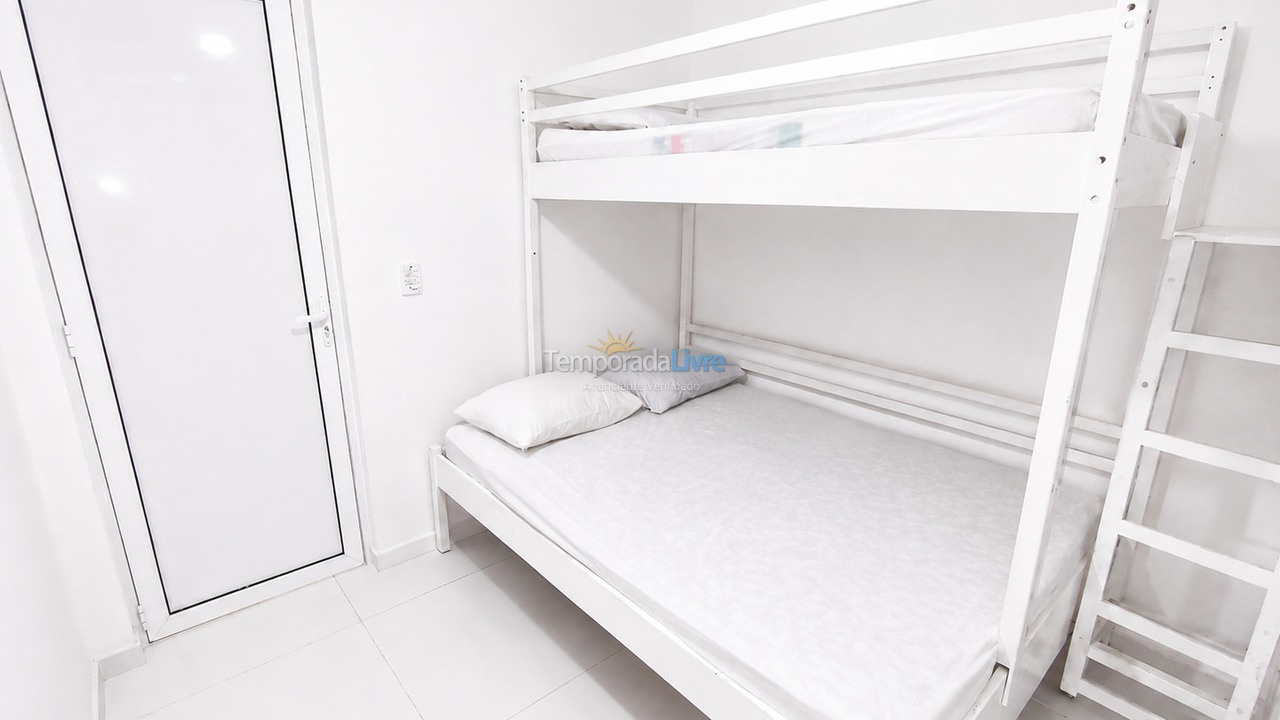 Apartment for vacation rental in Matinhos (Caiobá)