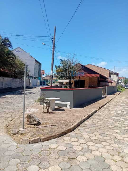 Casa para aluguel de temporada em São Francisco do Sul (Enseada)