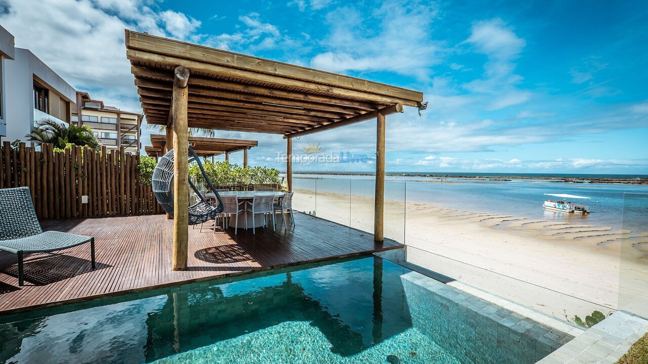 Casa para aluguel de temporada em Barra de São Miguel (Centro)