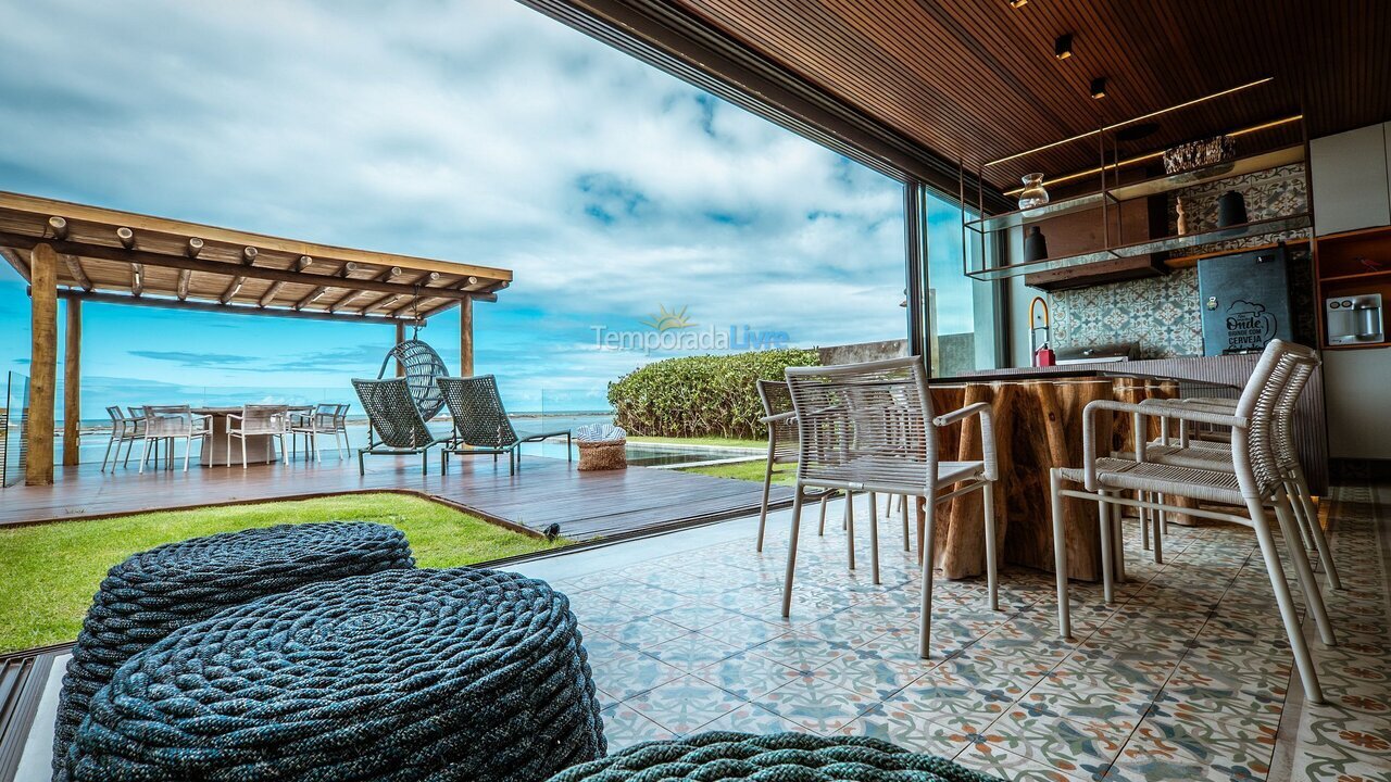 Casa para aluguel de temporada em Barra de São Miguel (Centro)