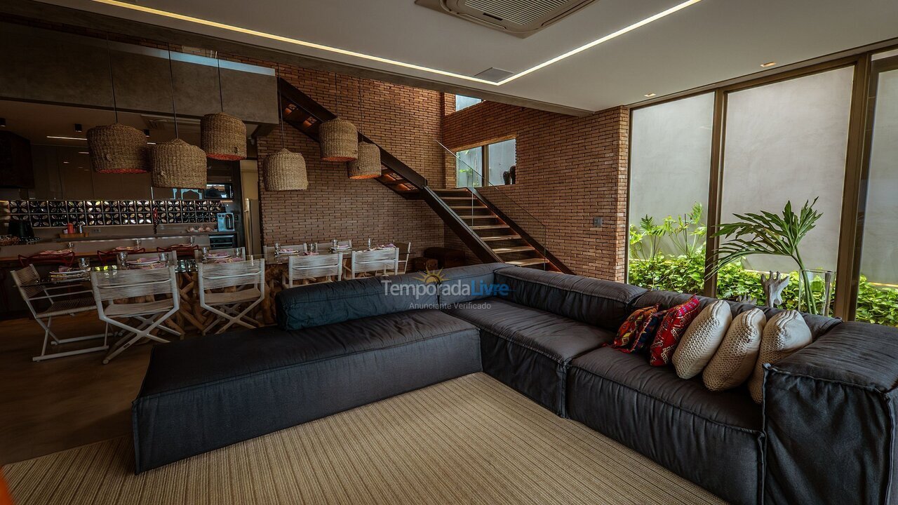 Casa para aluguel de temporada em Barra de São Miguel (Centro)