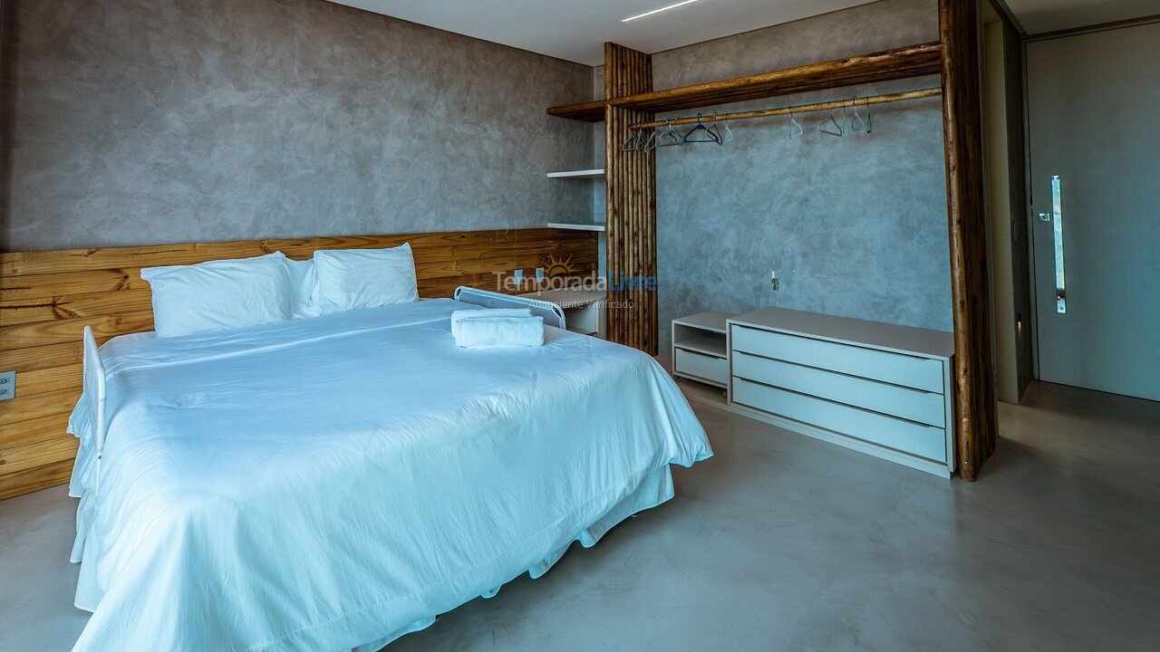 Casa para aluguel de temporada em Barra de São Miguel (Centro)