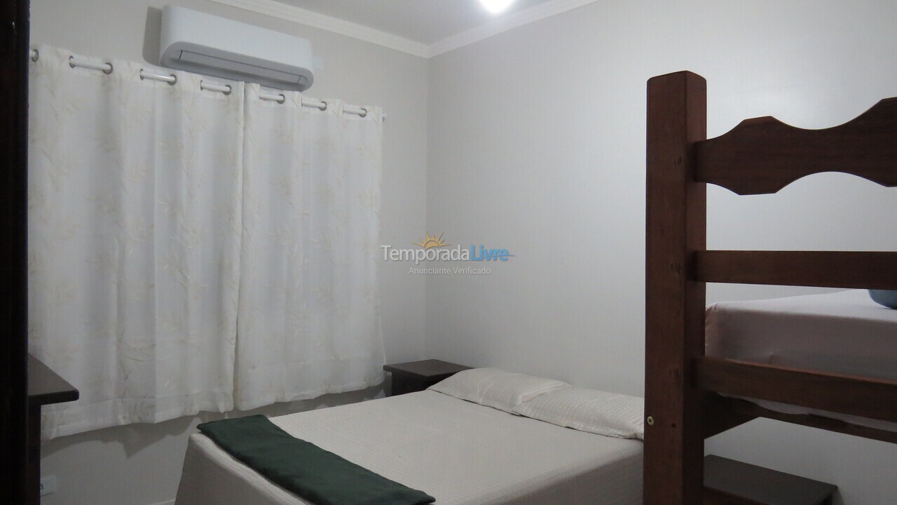 Apartment for vacation rental in Ubatuba (Praia do Tenório)
