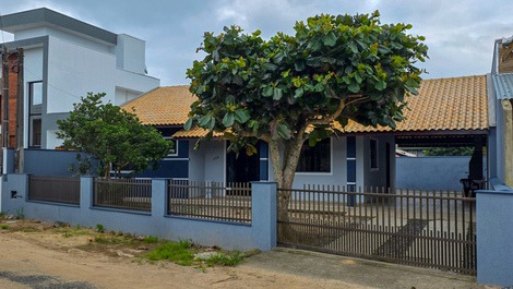 Casa para alugar em São Francisco do Sul - Praia Grande