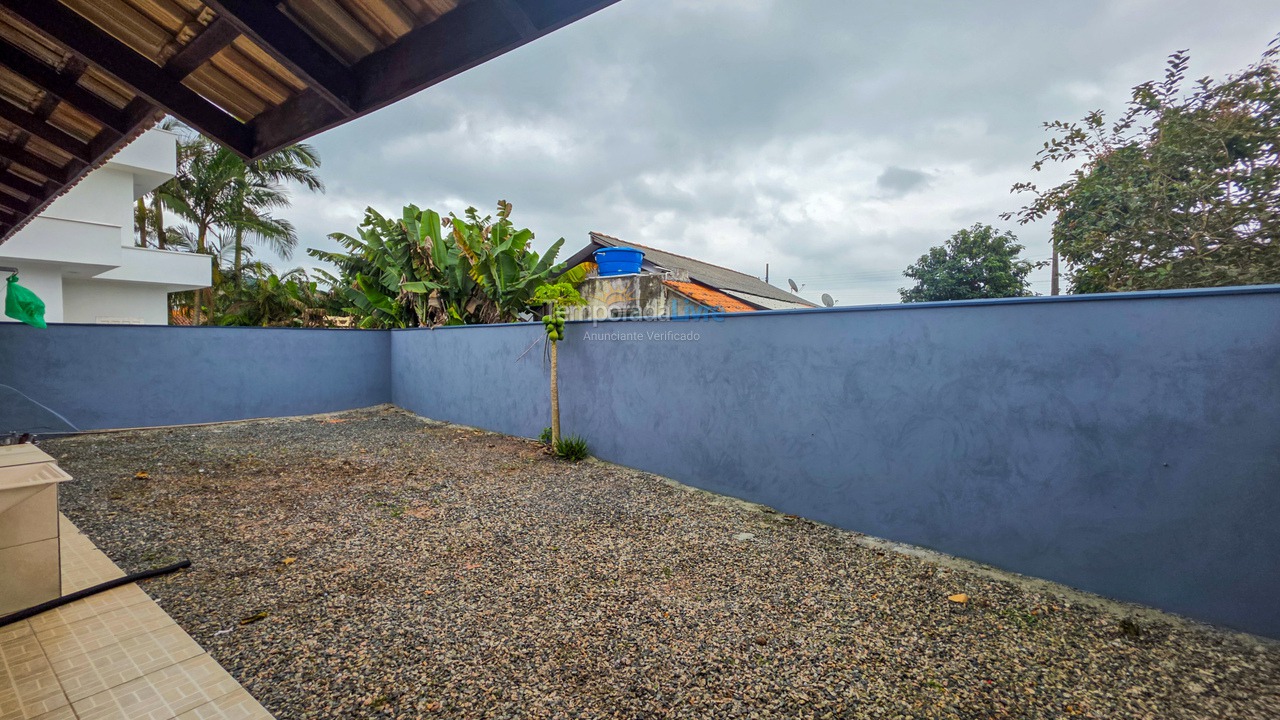 Casa para aluguel de temporada em São Francisco do Sul (Praia Grande)