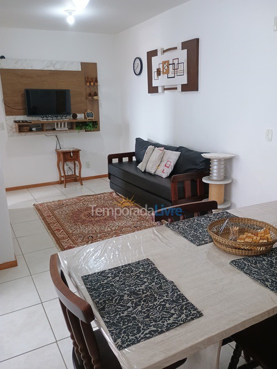 Apartamento para aluguel de temporada em Penha (Centro)