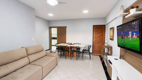 Spacious apartment in Cabo Frio with private barbecue.