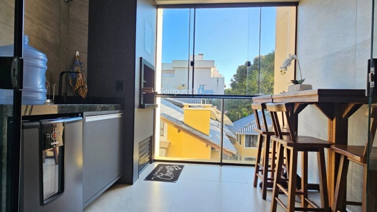 Apartamento para alquiler de vacaciones em Bombinhas (Praia de Bombas)