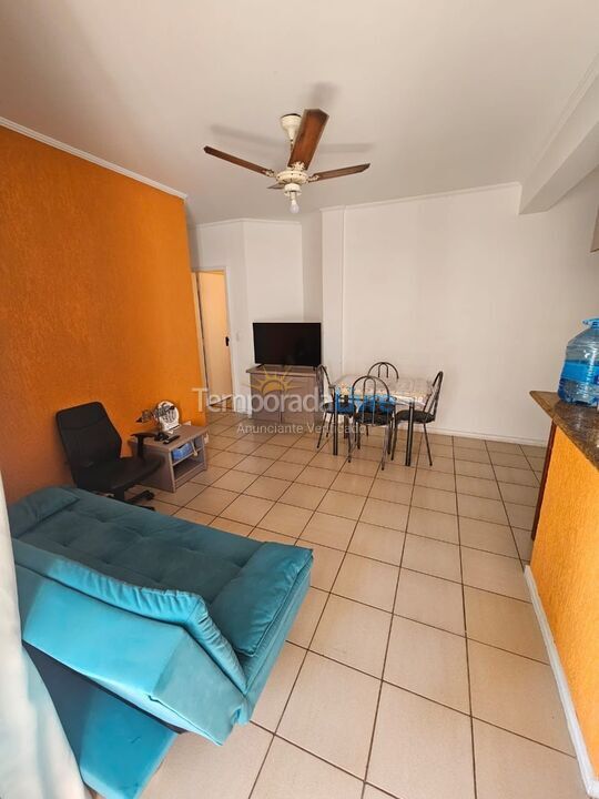 Apartamento para aluguel de temporada em Guarujá (Pitangueiras)