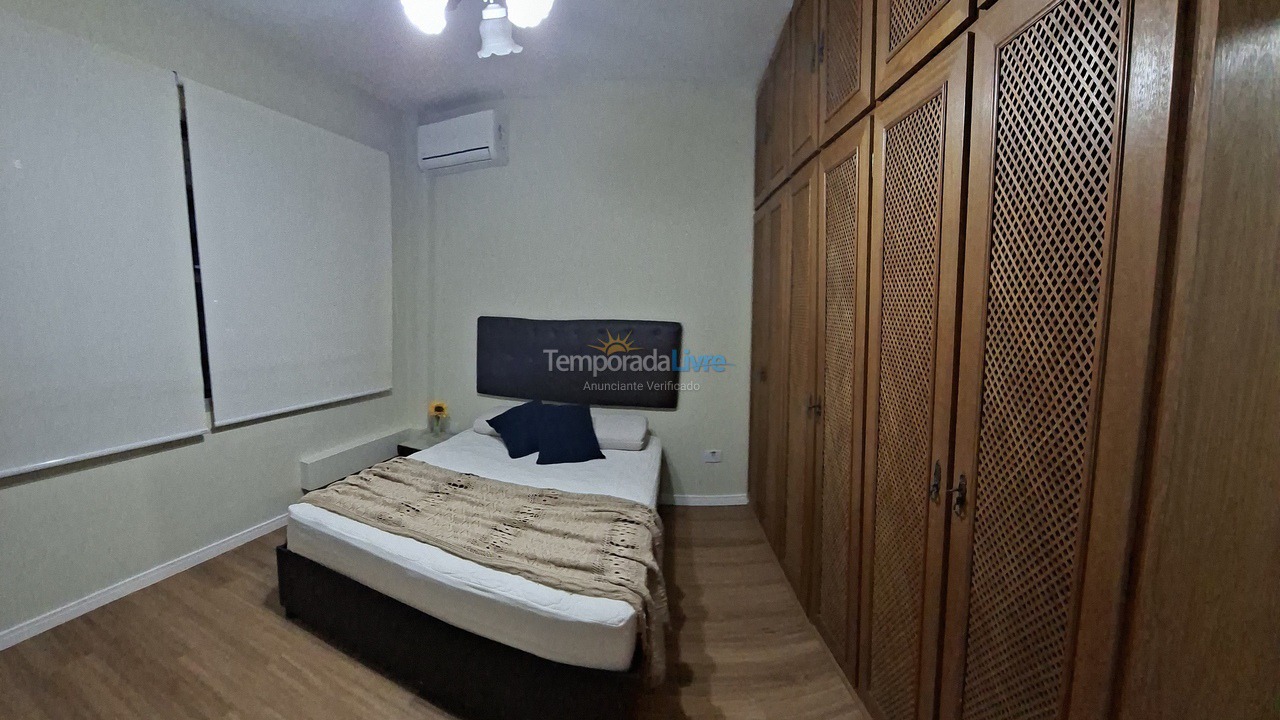 Apartamento para alquiler de vacaciones em Santos (Gonzaga)