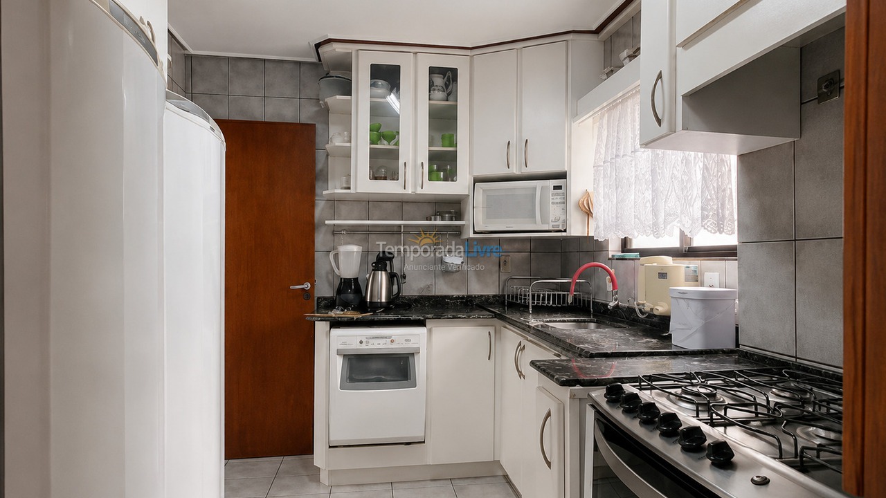 Apartamento para aluguel de temporada em Balneário Camboriú (Centro)