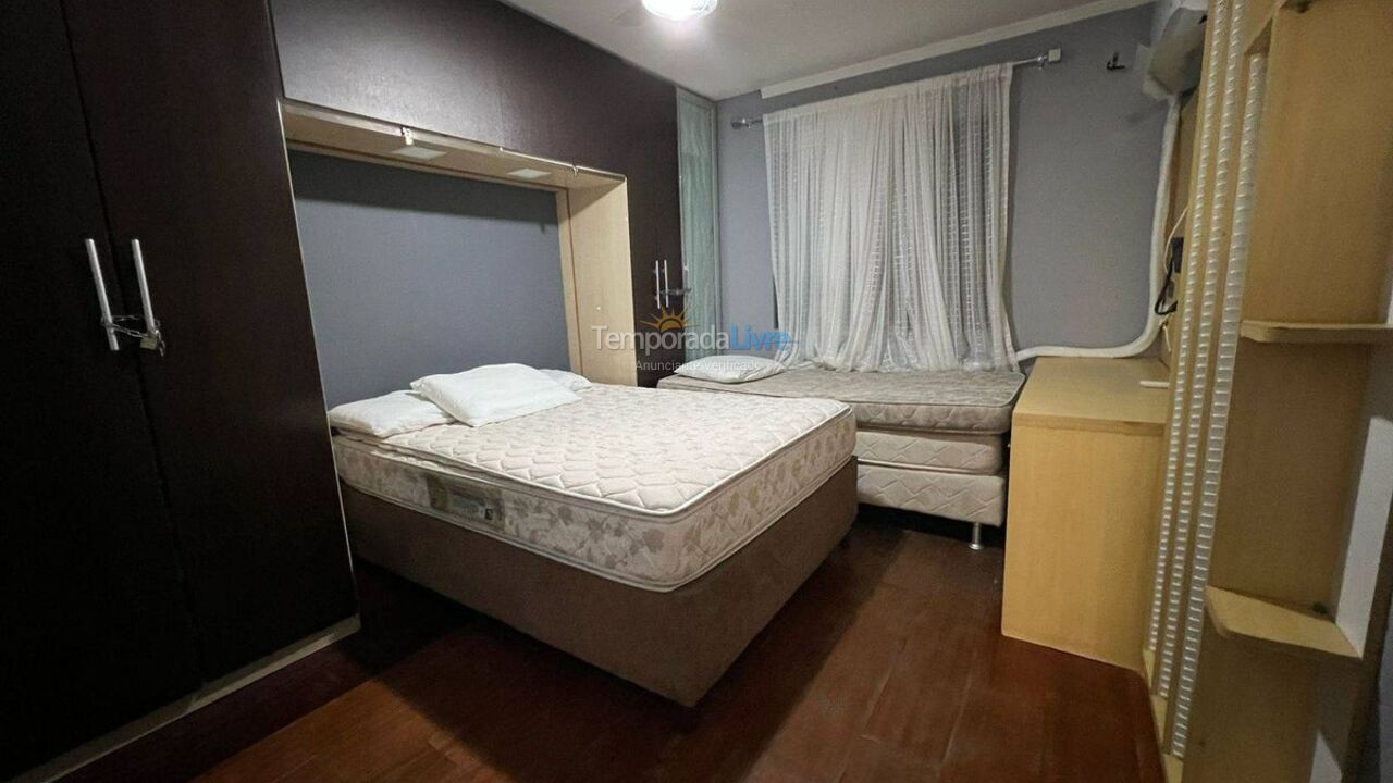 Apartamento para aluguel de temporada em Balneário Camboriú (Centro)