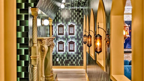 Mansion with 15 suites in Kissimmee, Orlando