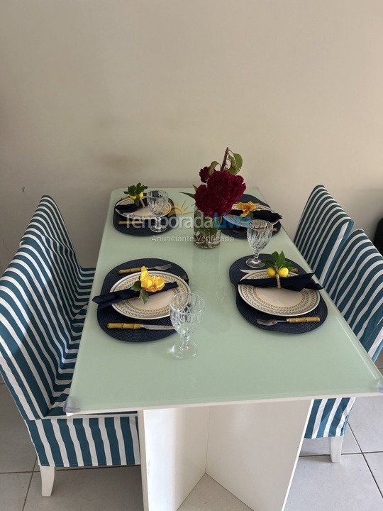 Apartamento para aluguel de temporada em Camaçari (Gurajuba)