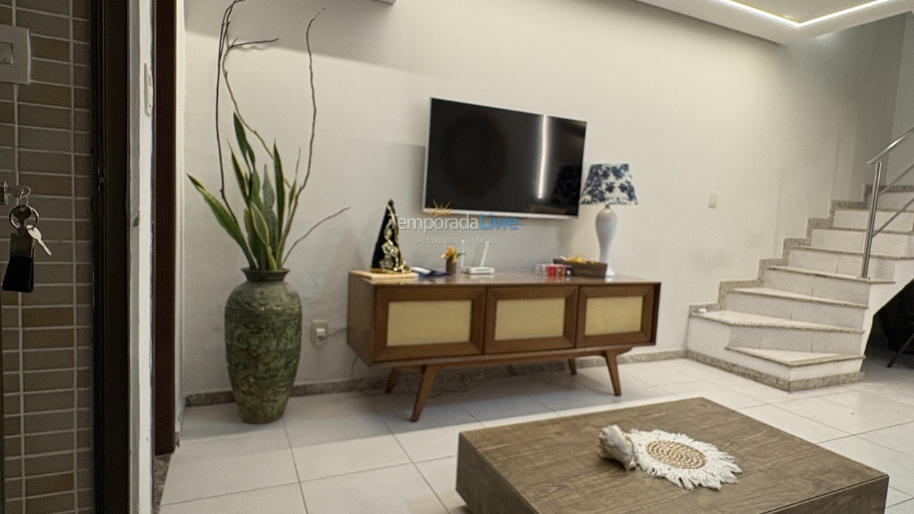 Apartamento para aluguel de temporada em Camaçari (Gurajuba)