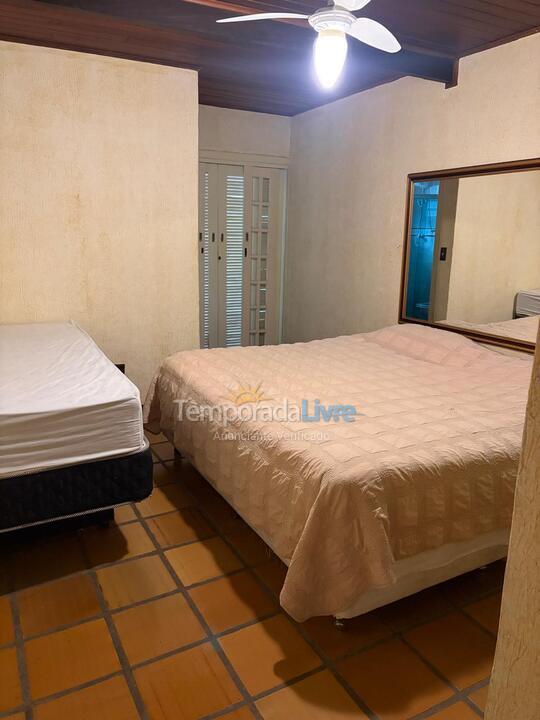 Casa para alquiler de vacaciones em São Sebastião (Barequeçaba)
