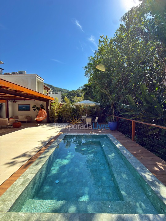Casa para aluguel de temporada em São Sebastião (Juquehy)