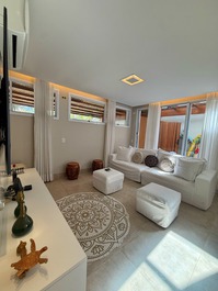 Casa em Condomínio - JUQUEHY