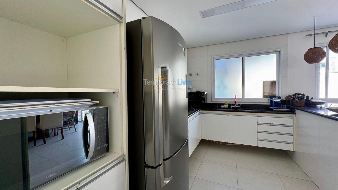 Casa para alquiler de vacaciones em São Sebastião (Juquehy)