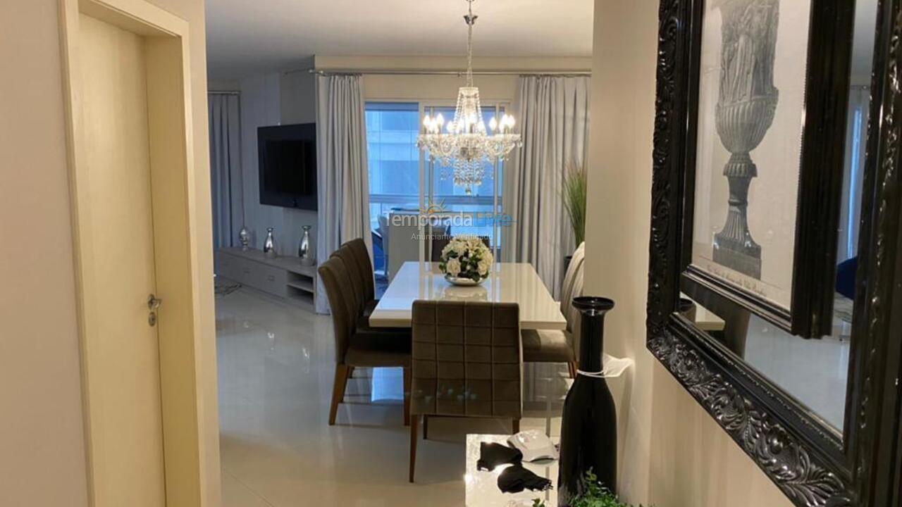 Apartamento para alquiler de vacaciones em Itapema (Meia Praia)
