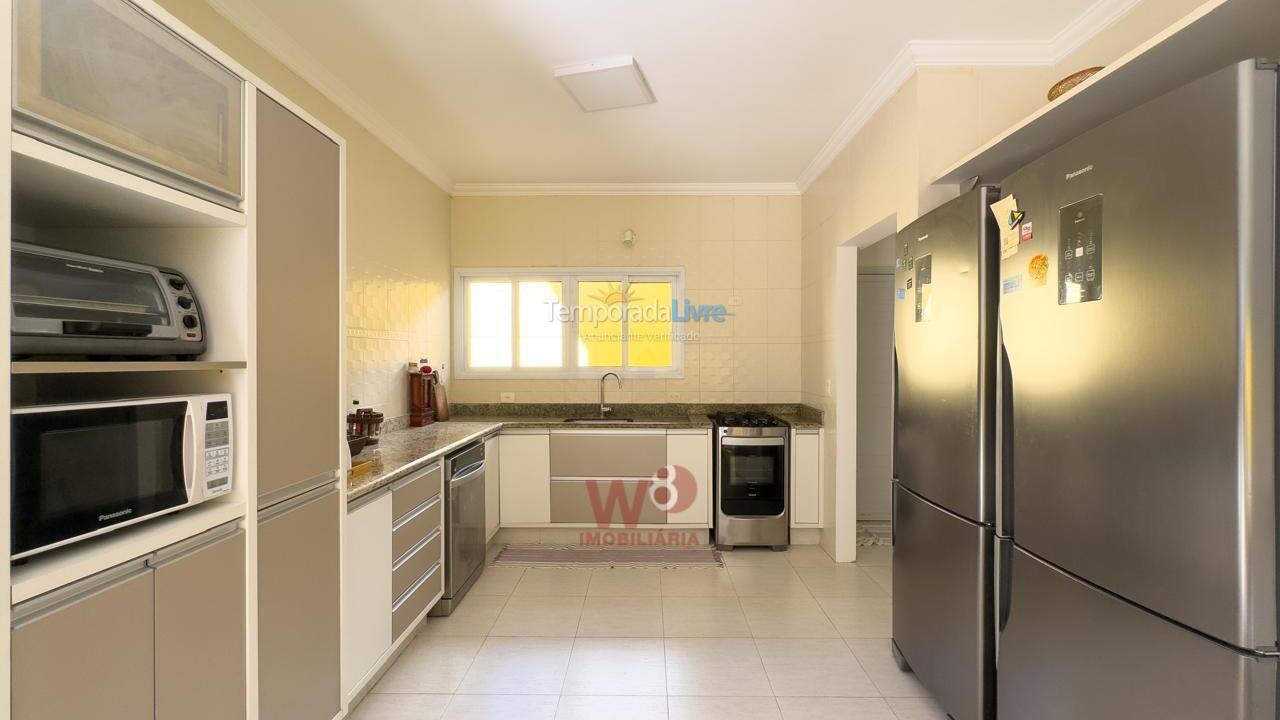 House for vacation rental in São Sebastião (Praia da Baleia)