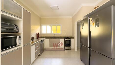 Wonderful House in Baleia
