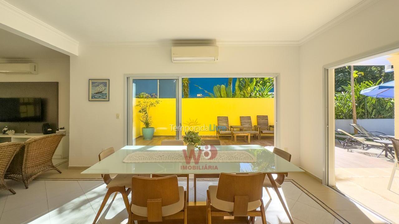House for vacation rental in São Sebastião (Praia da Baleia)