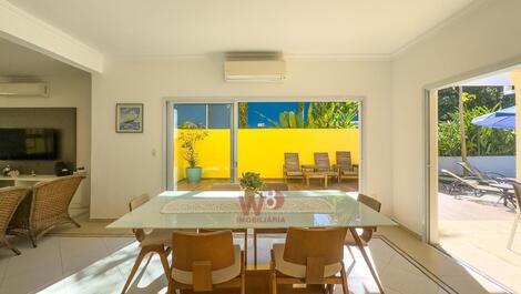 Wonderful House in Baleia