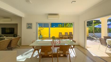 Wonderful House in Baleia