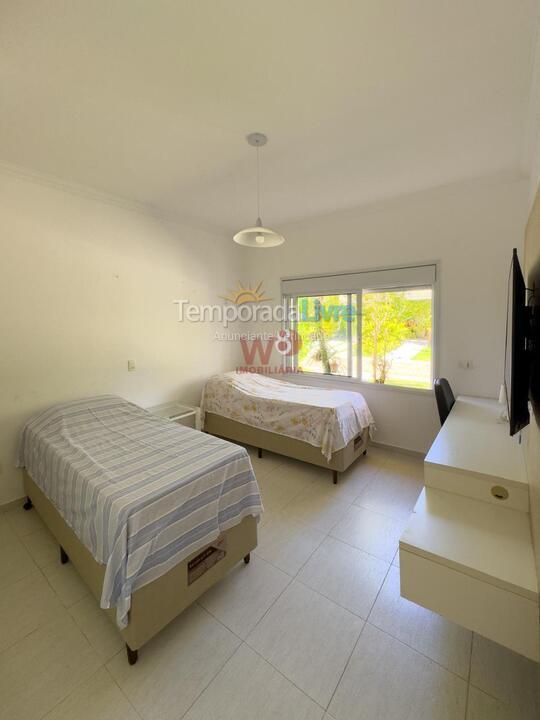 House for vacation rental in São Sebastião (Praia da Baleia)