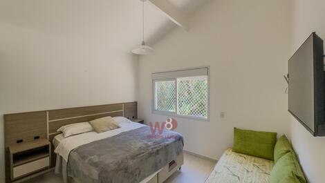 Wonderful House in Baleia