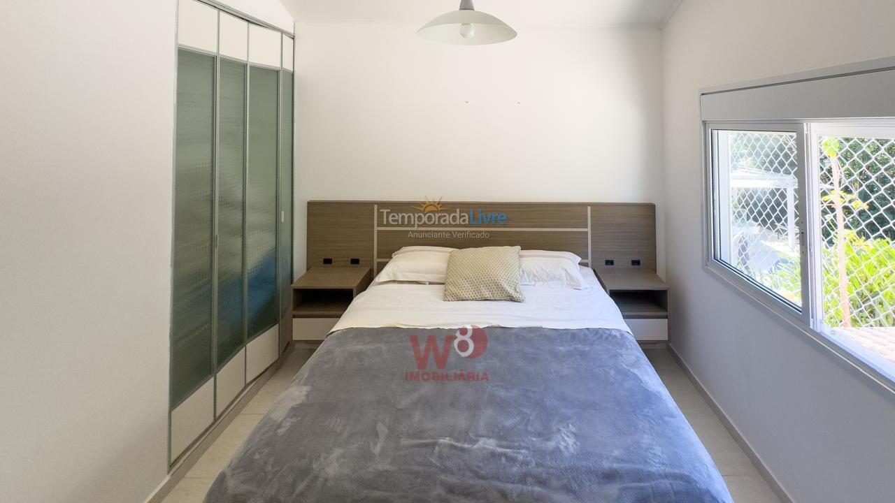 House for vacation rental in São Sebastião (Praia da Baleia)