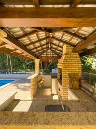 Wonderful House in Baleia