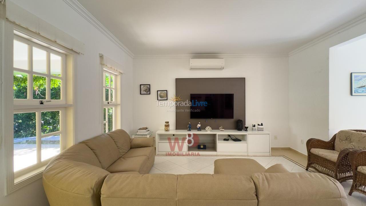House for vacation rental in São Sebastião (Praia da Baleia)