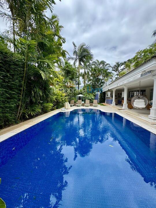 Casa para aluguel de temporada em São Sebastião (Praia da Baleia)