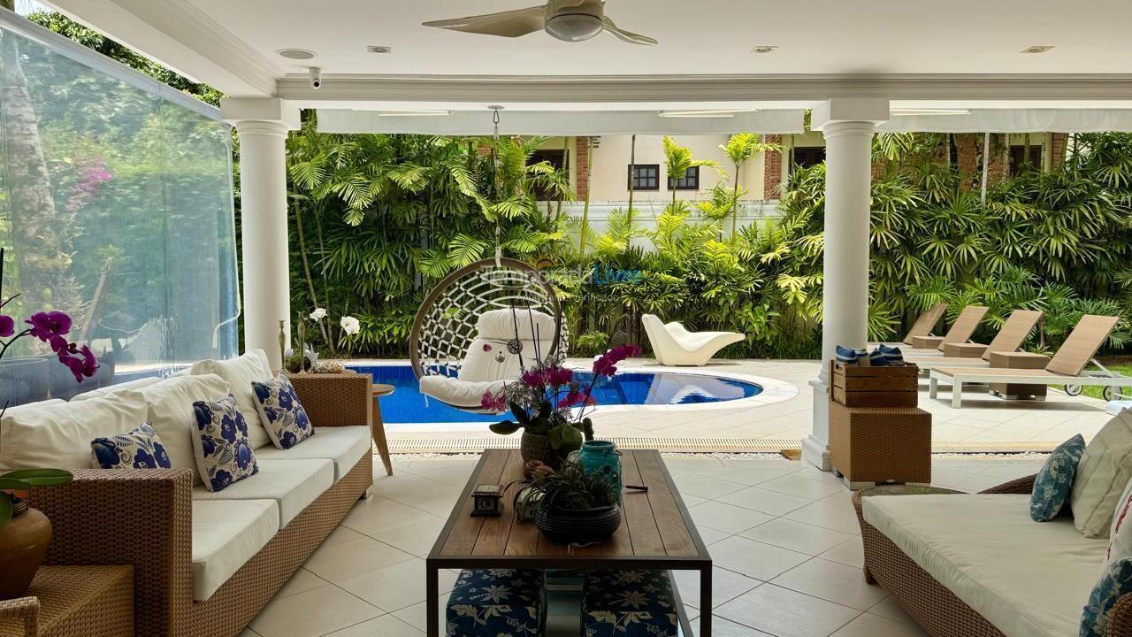 Casa para aluguel de temporada em São Sebastião (Praia da Baleia)