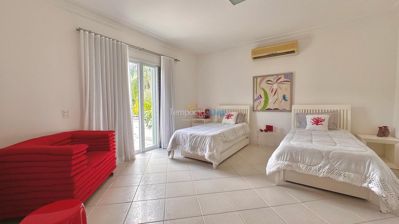 Casa para aluguel de temporada em São Sebastião (Praia da Baleia)
