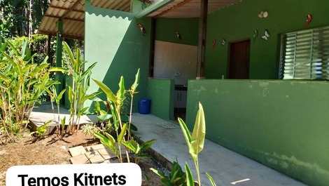 Casa 03 quartos espaçosa pertinho do mar calmo do Félix