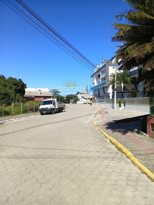 Casa para aluguel de temporada em Bombinhas (Mariscal)