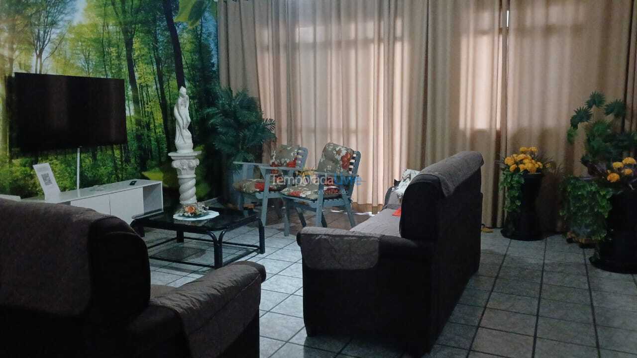 Apartamento para aluguel de temporada em Guarapari (Praia do Morro)