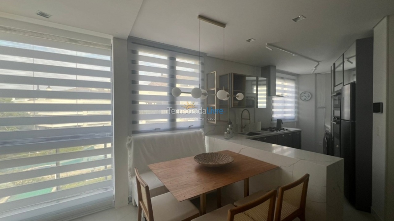Apartment for vacation rental in Florianópolis (Jurere Tradicional)
