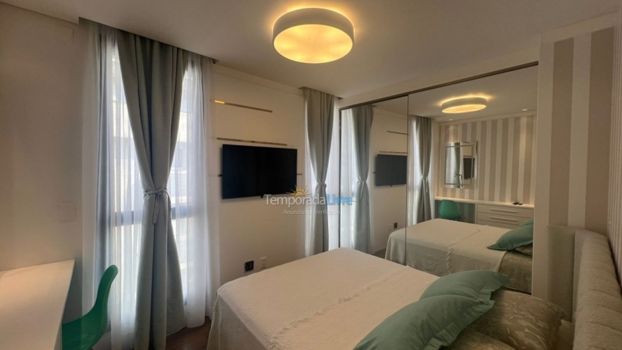 Apartment for vacation rental in Florianópolis (Jurere Tradicional)