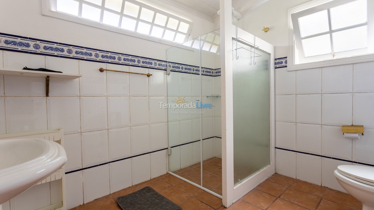 Casa para aluguel de temporada em Ilhabela (Saco da Capela)