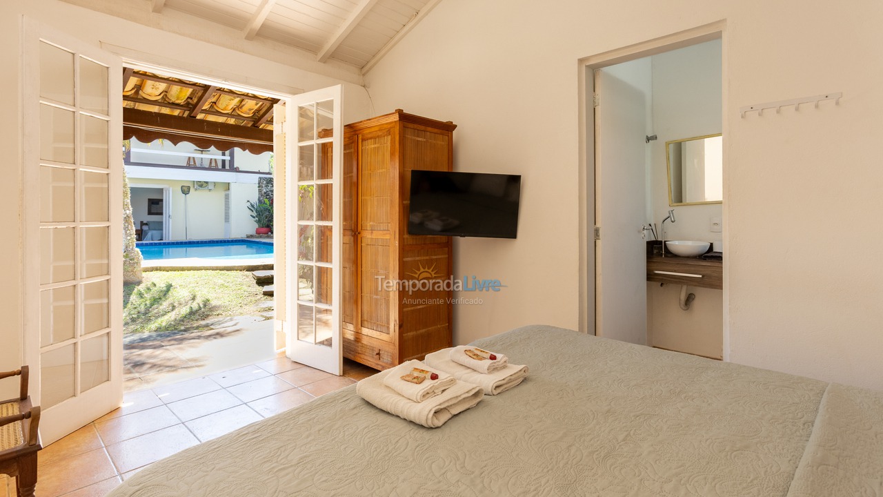 Casa para aluguel de temporada em Ilhabela (Saco da Capela)