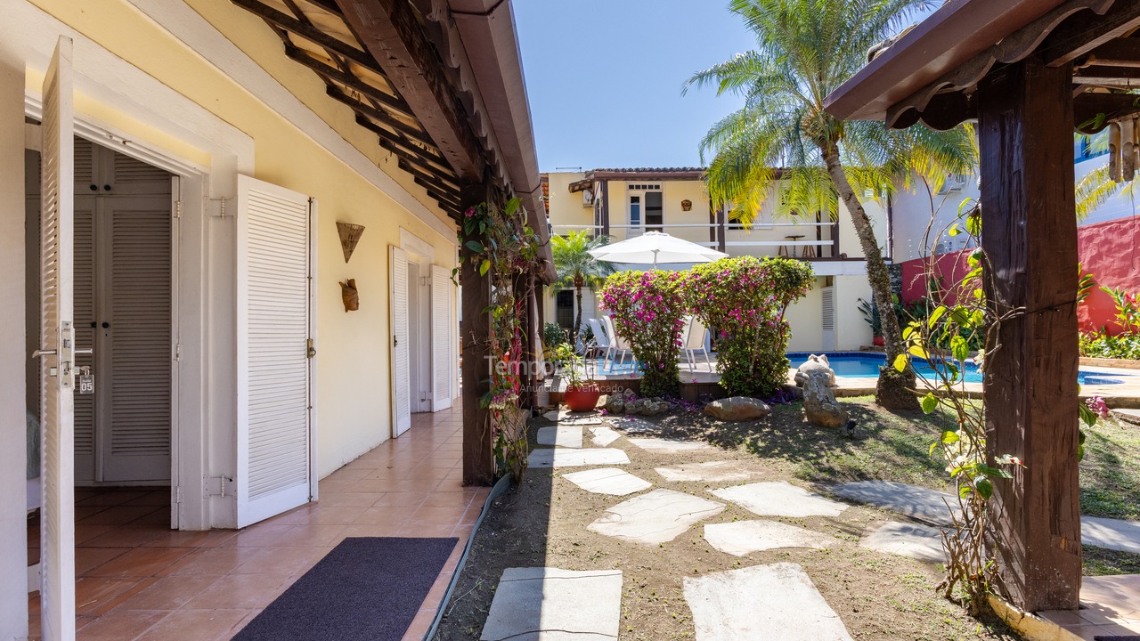 Casa para aluguel de temporada em Ilhabela (Saco da Capela)